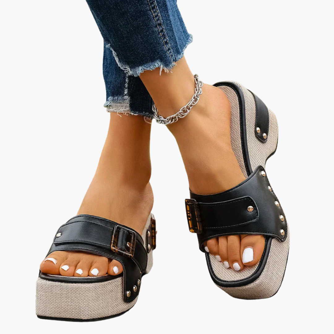 Dame Sandaler med Flad Platform, Rem og Tekstureret Sål