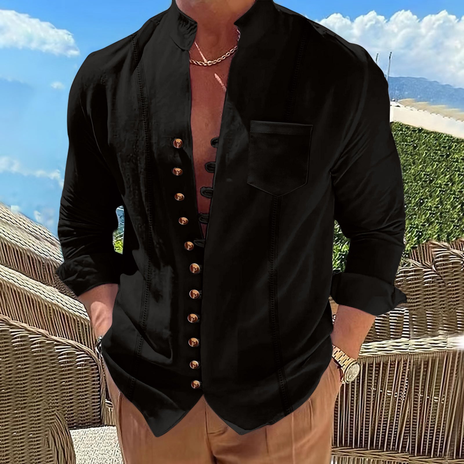 Chemise homme à col officier et surface unie