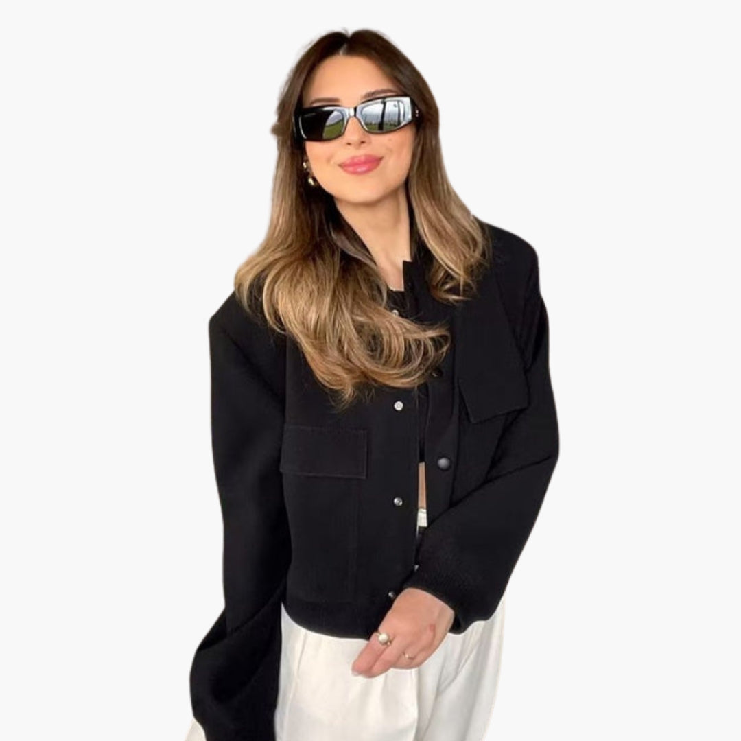 Women's short bomber jacket with flap pockets