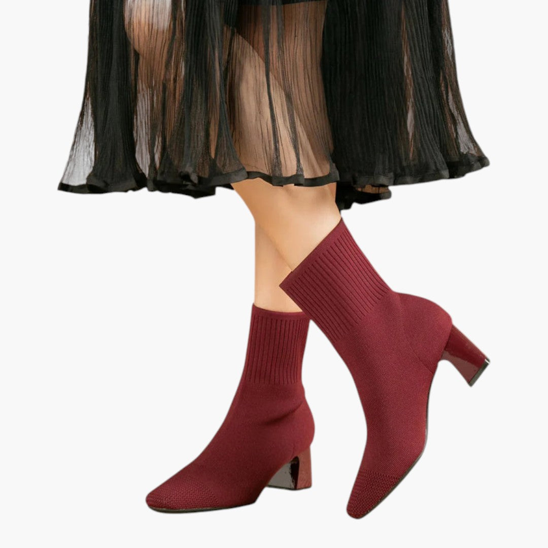 Bequeme Damenstiefel mit hohem Absatz und strukturierter Oberfläche