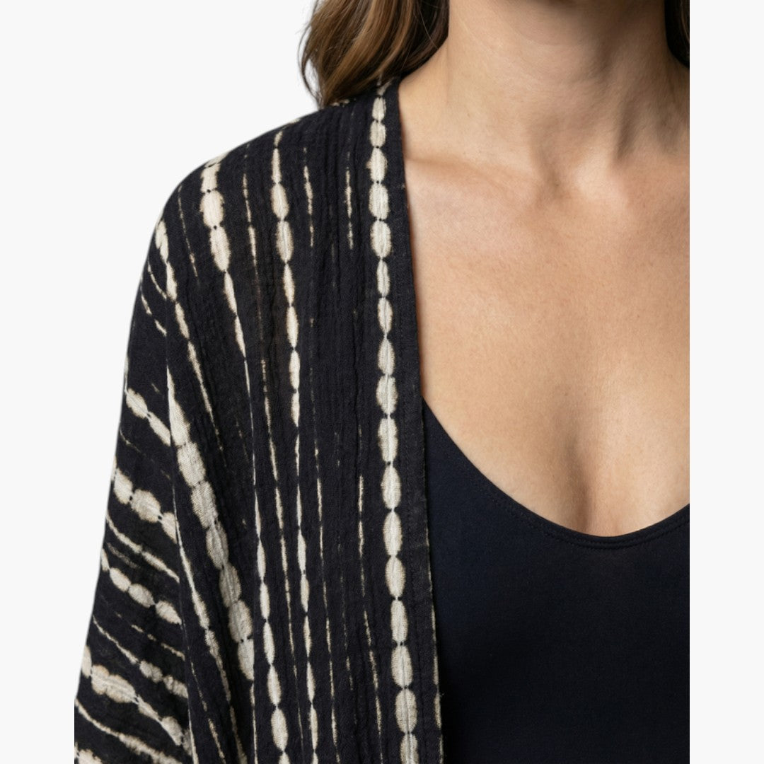 Cache maillot mujer con delantero abierto y mangas tres cuartos