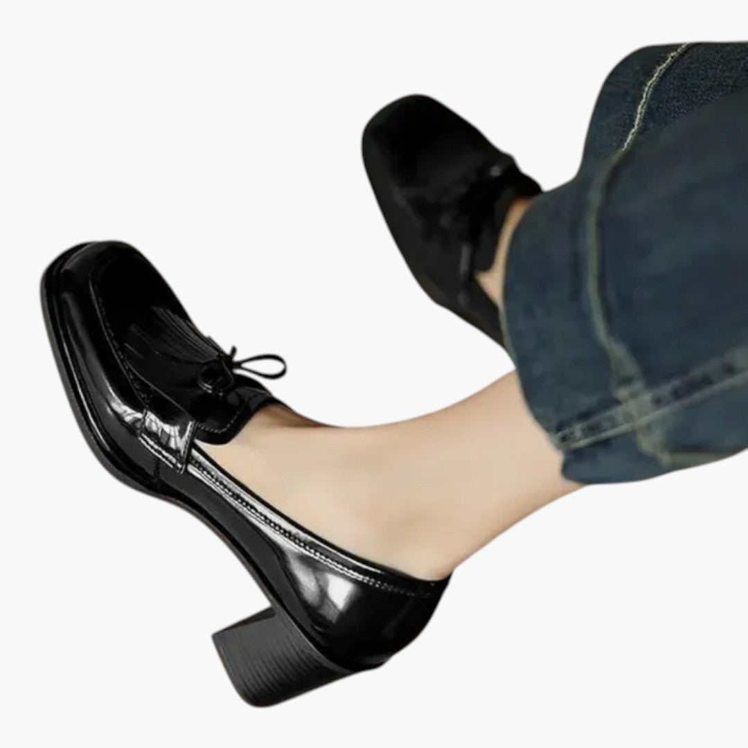 Buty damskie na słupku z gumową podeszwą