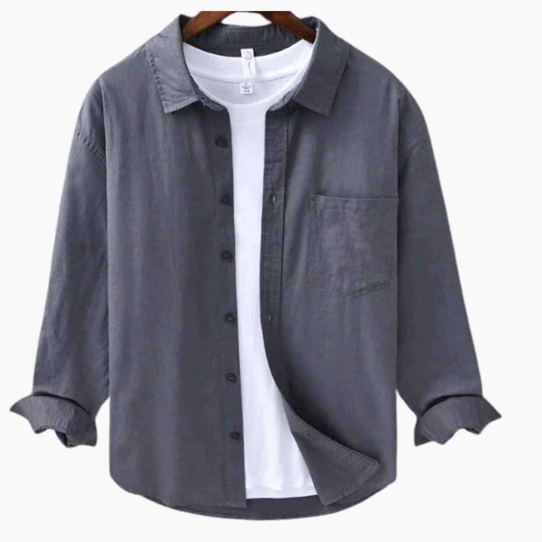Chemise homme à manches longues avec col traditionnel et fermeture boutonnée