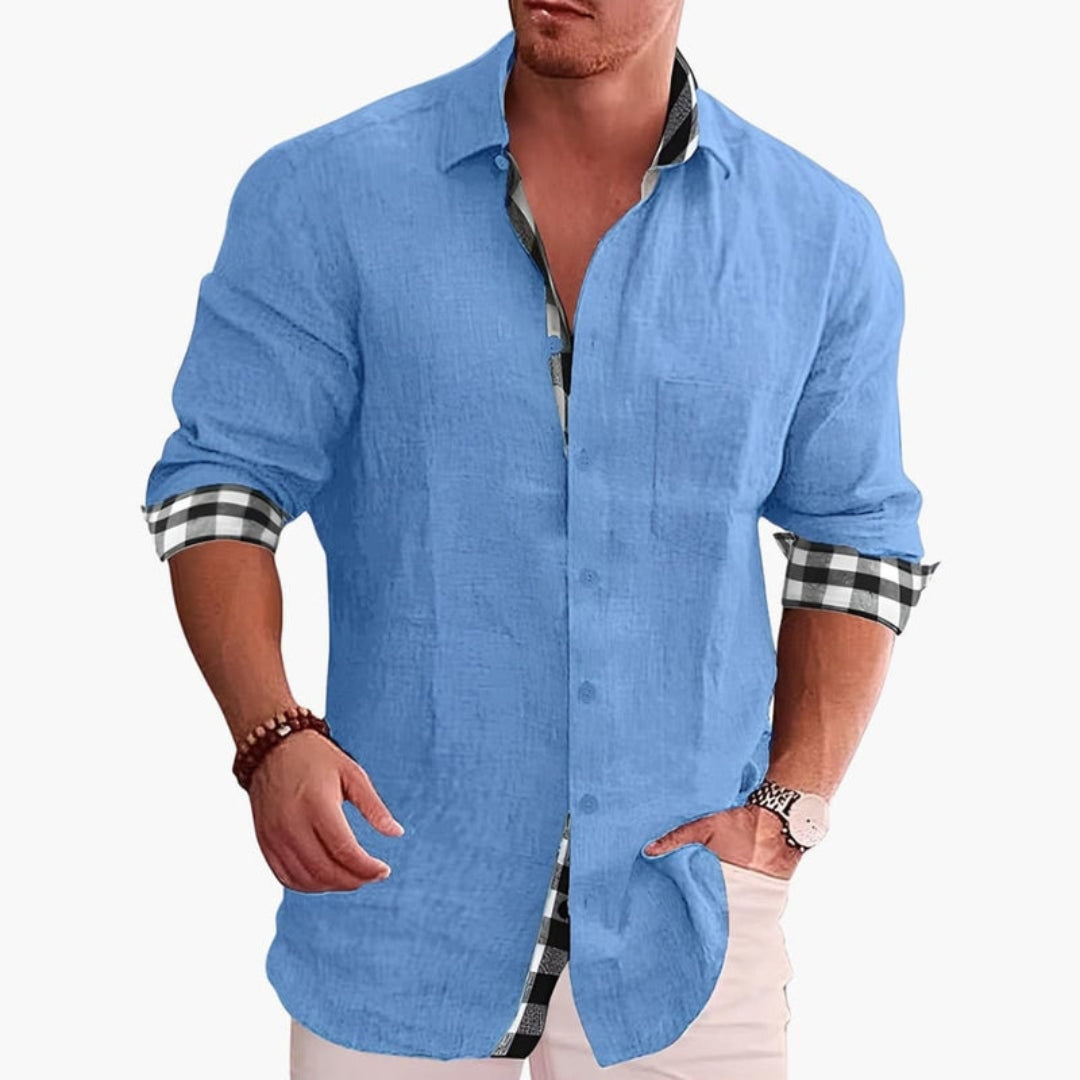 Camisa de hombre con tapeta de botones y bolsillo en el pecho