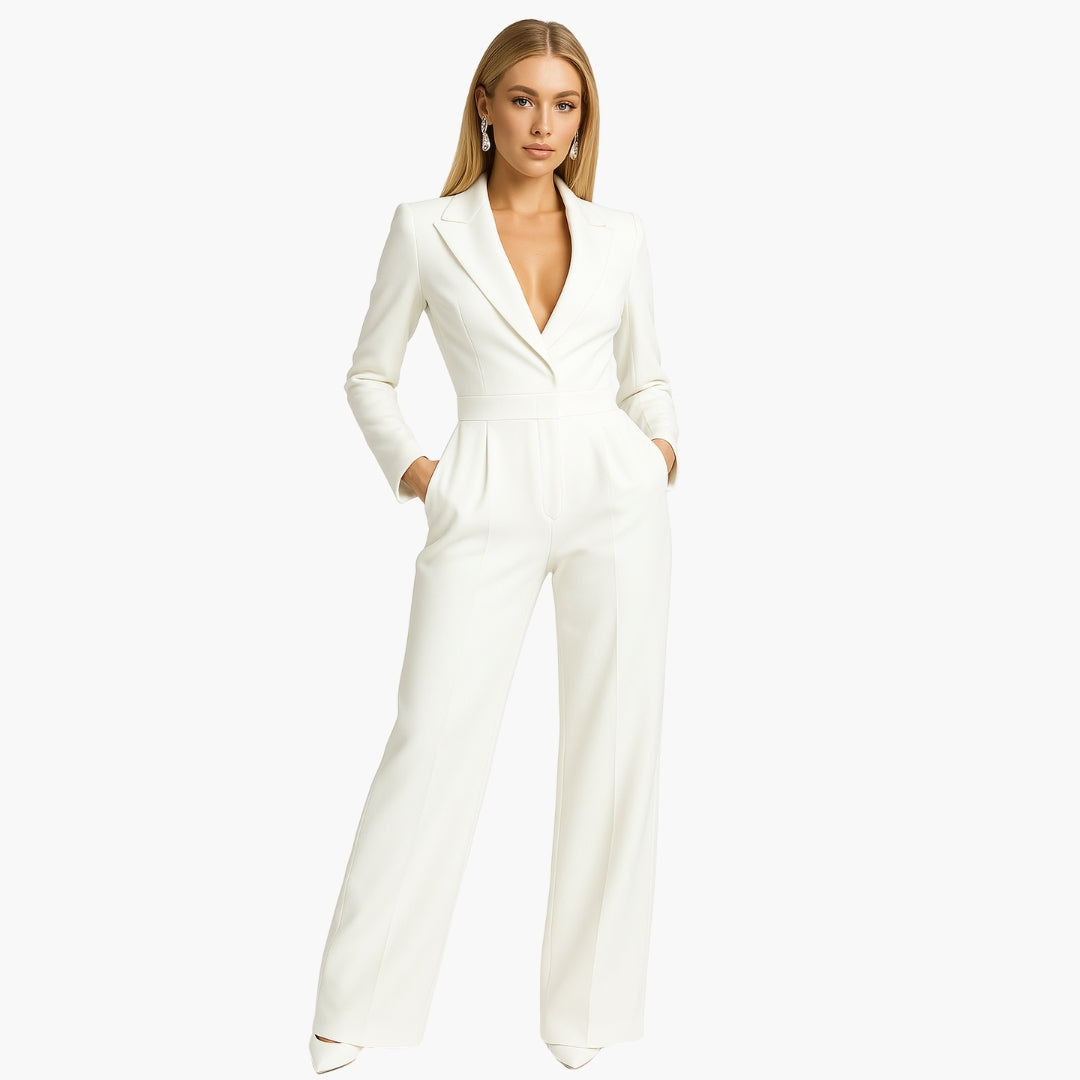 Combinaison femme portefeuille avec taille dessinée