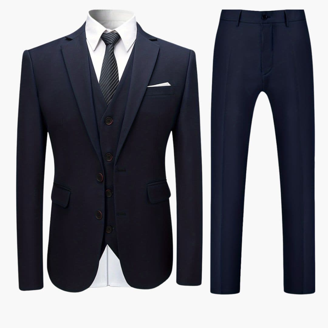 Costume homme trois pièces avec gilet et col à revers