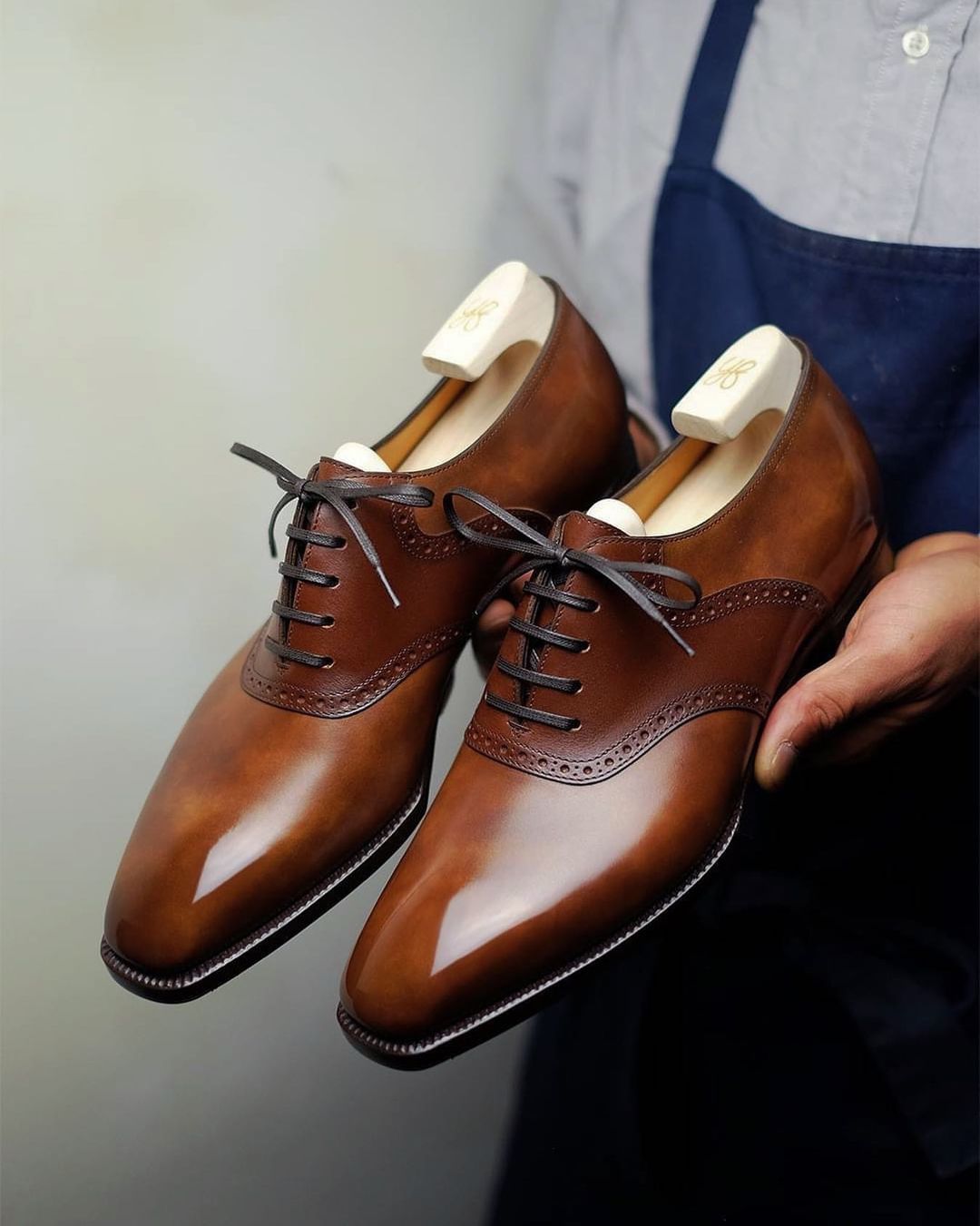 Elowen | Miesten nahkaiset tan-väriset Oxfords-kengät