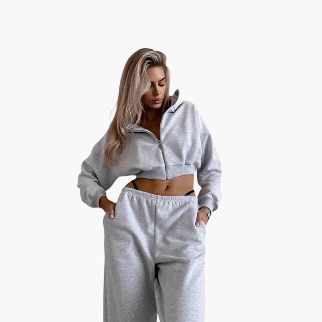 Women's sports set with cropped hoodie and elastic waist pants