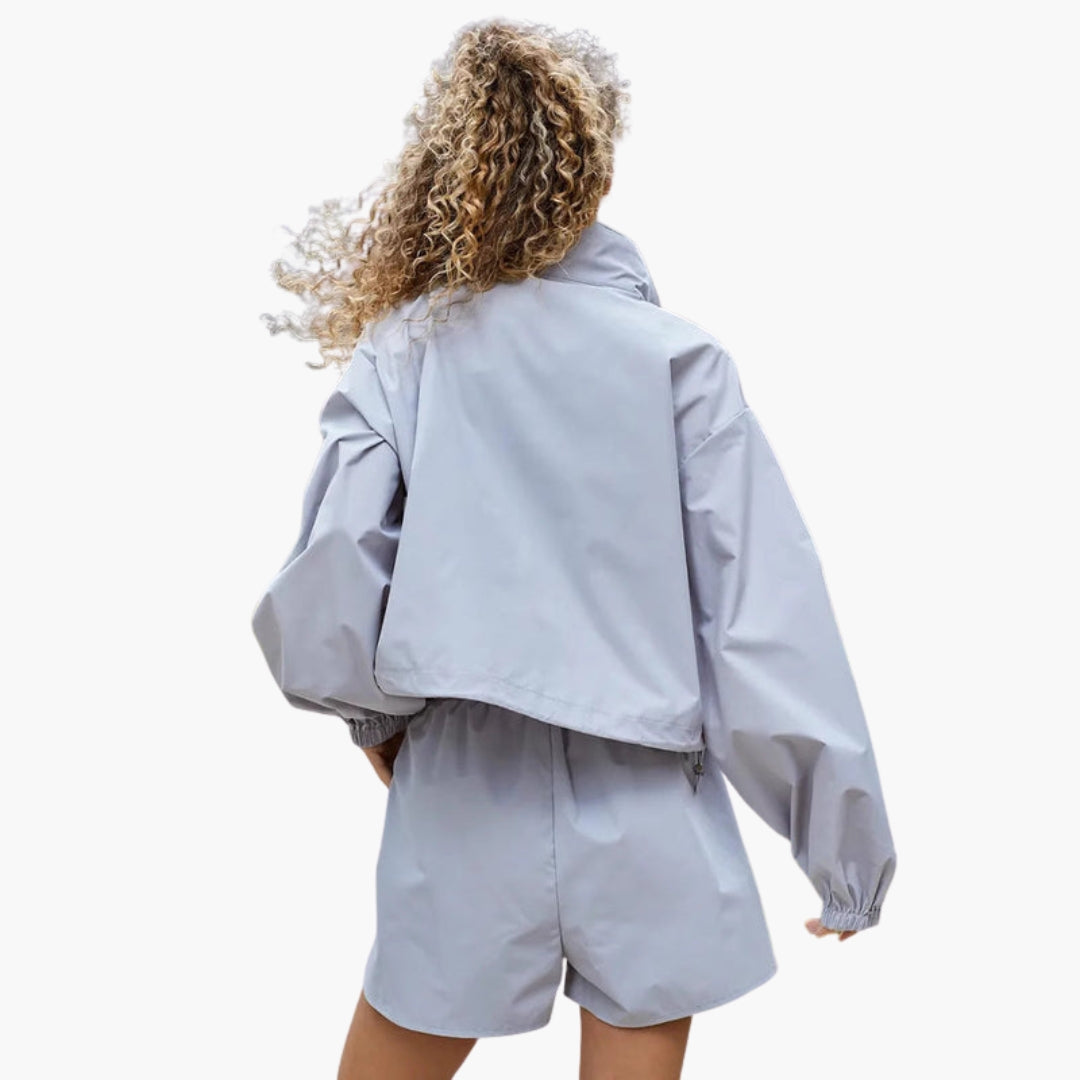 Ensemble de sport femme avec veste zippée