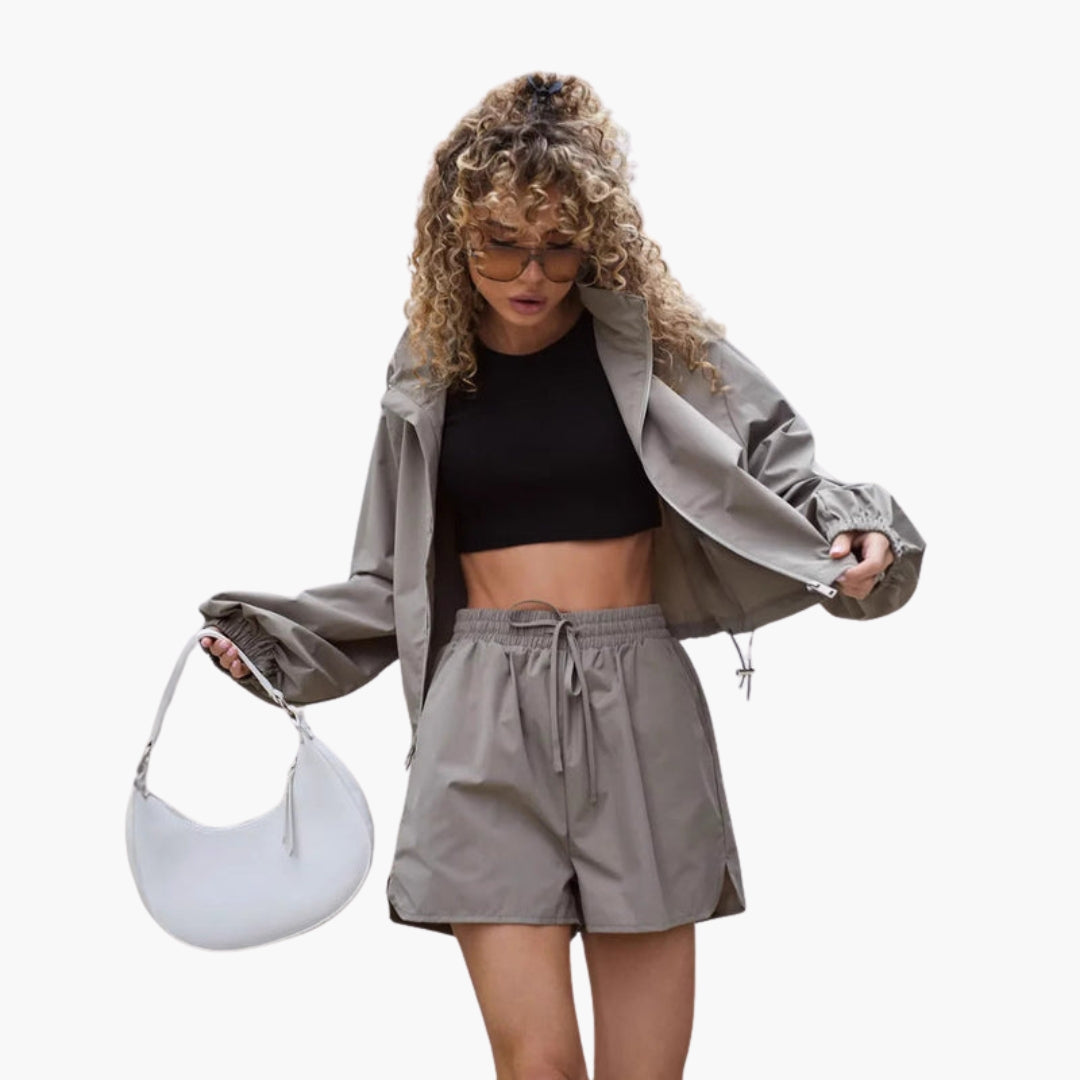 Ensemble de sport femme avec veste zippée