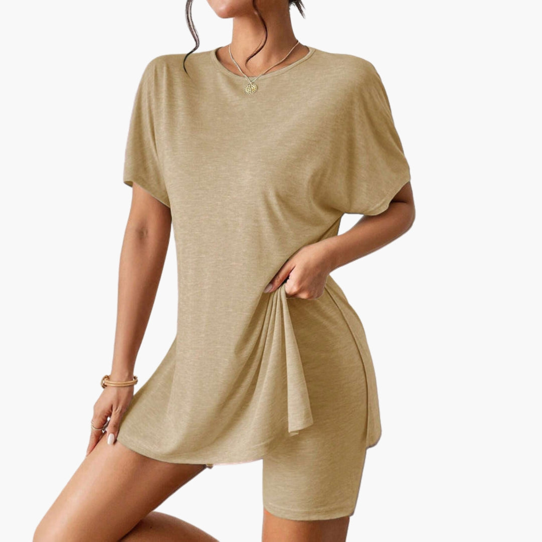 Ensemble femme T shirt et short avec manches courtes