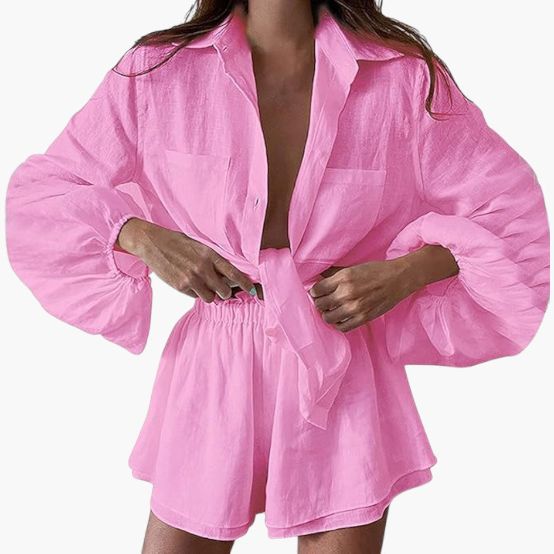 Conjunto para mujer con blusa corta y pantalón corto