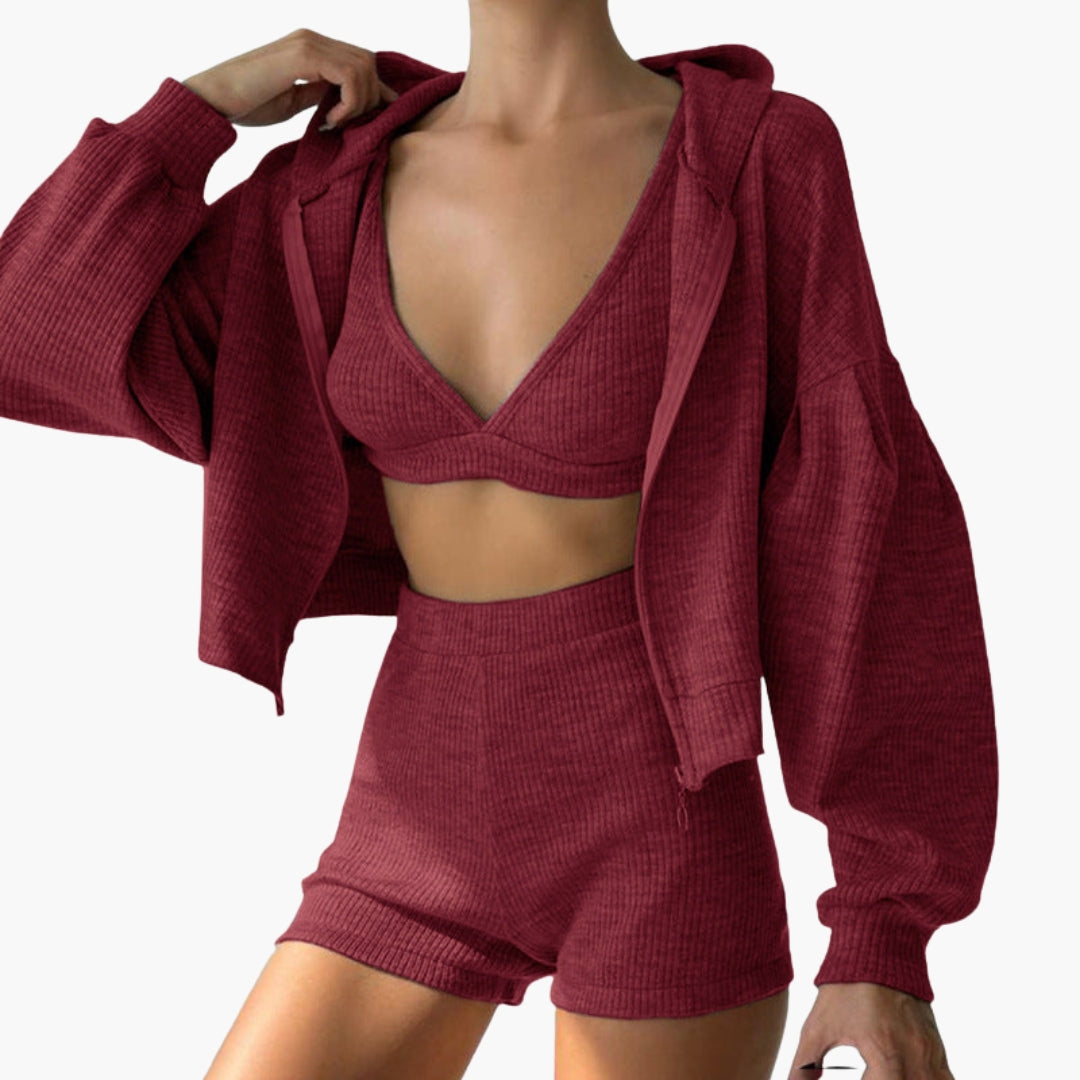 Conjunto deportivo para mujeres con blusa corta
