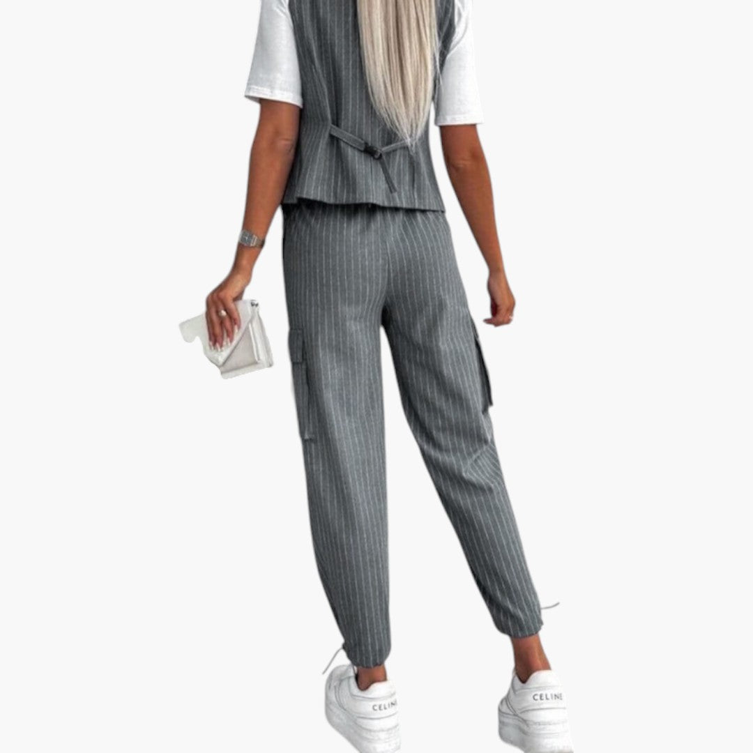 Conjunto sastre femenino de dos piezas con chaleco
