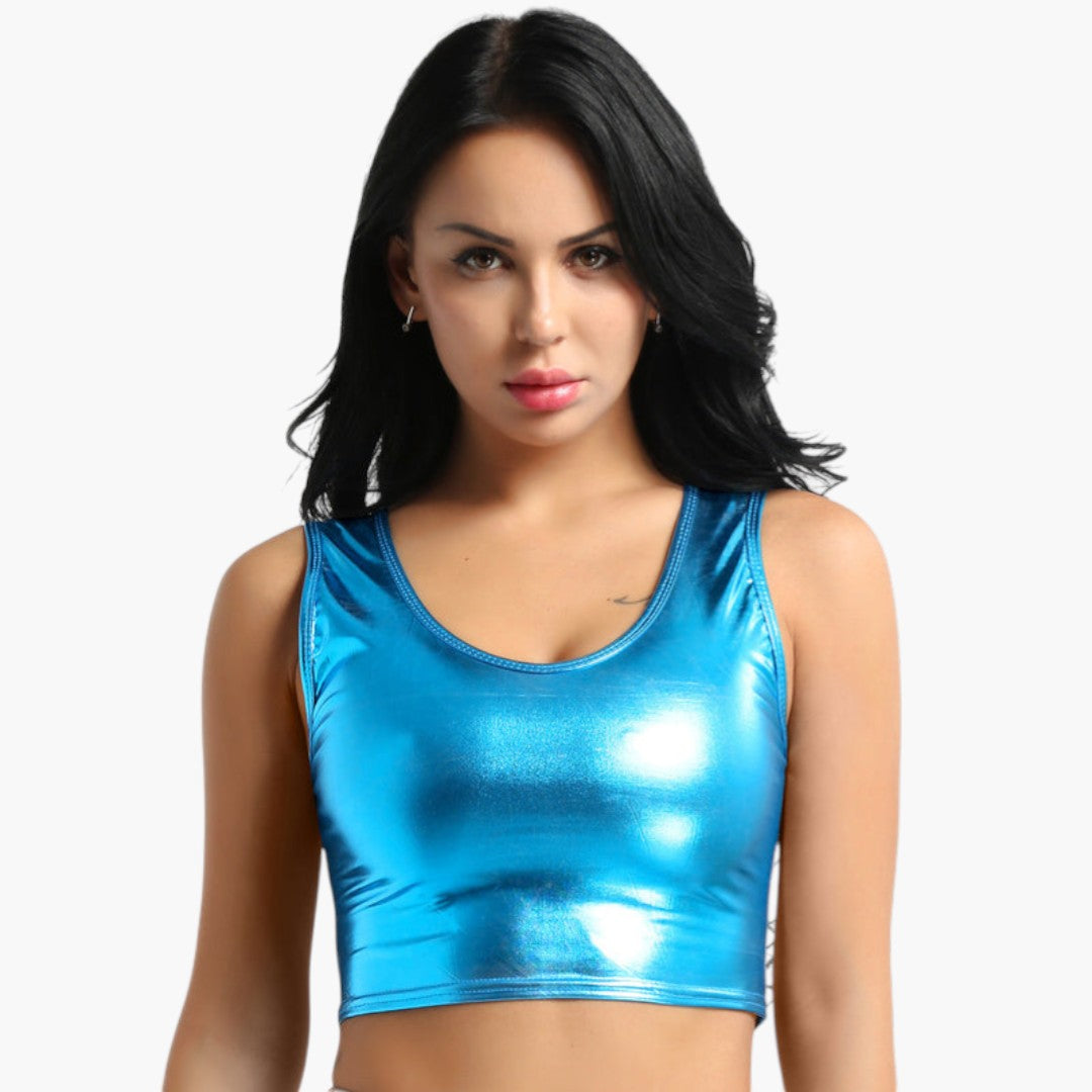 Top curto para mulher com decote aberto e superfície brilhante