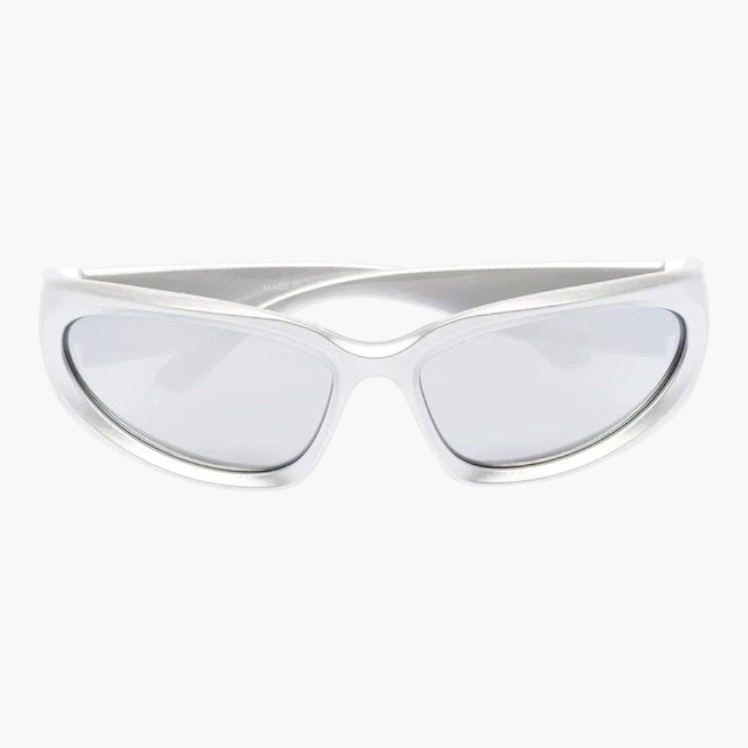 Damen-Sonnenbrille mit umschließendem Gestell und getönten Gläsern