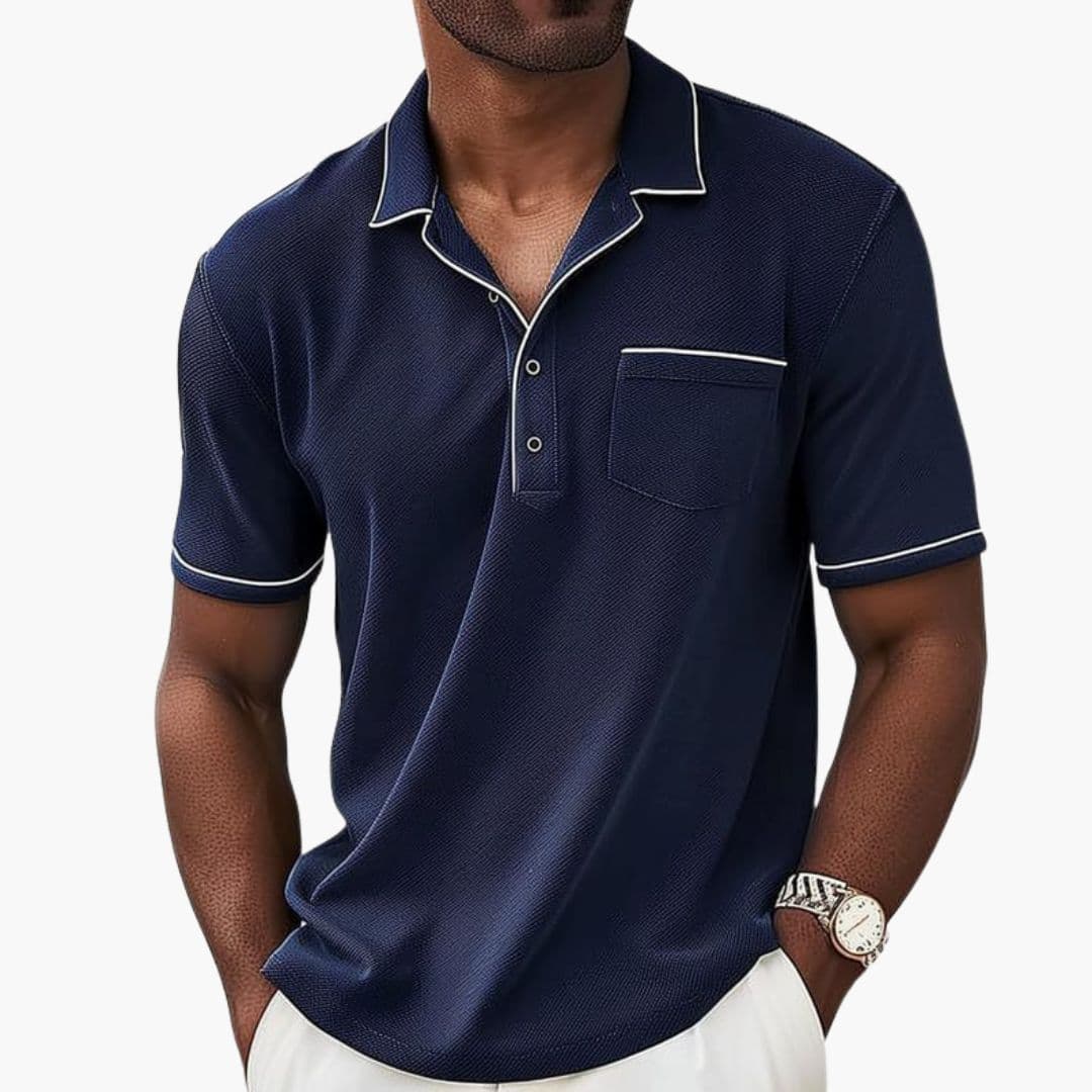 Polo hombre con tapeta abotonada y bolsillo en el pecho