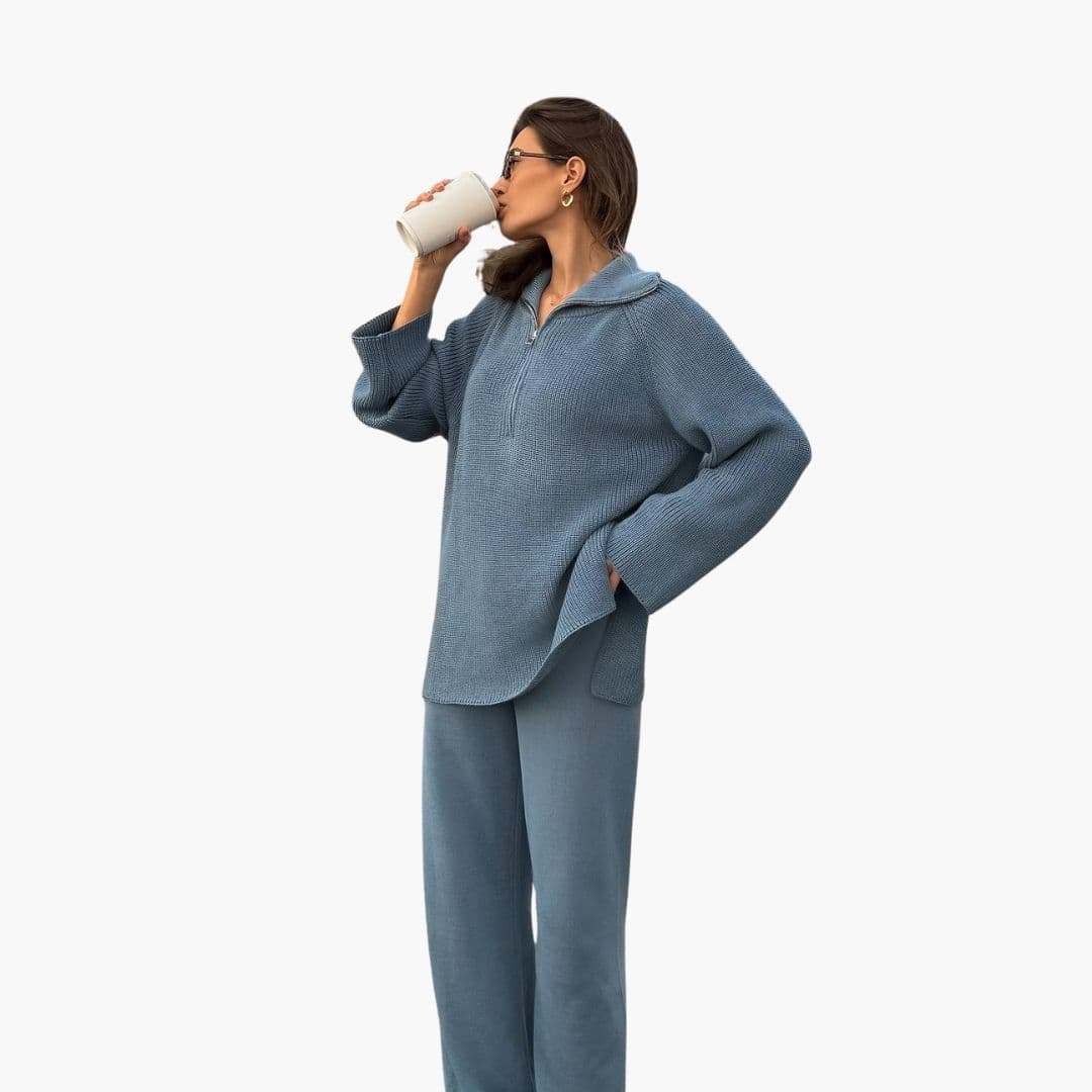 Women's loose fit half-zip pullover