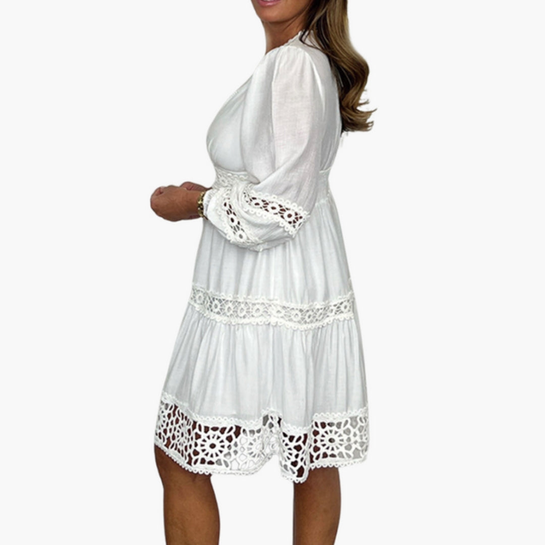 Robe Bohème Femme avec Finitions Décoratives et Col V