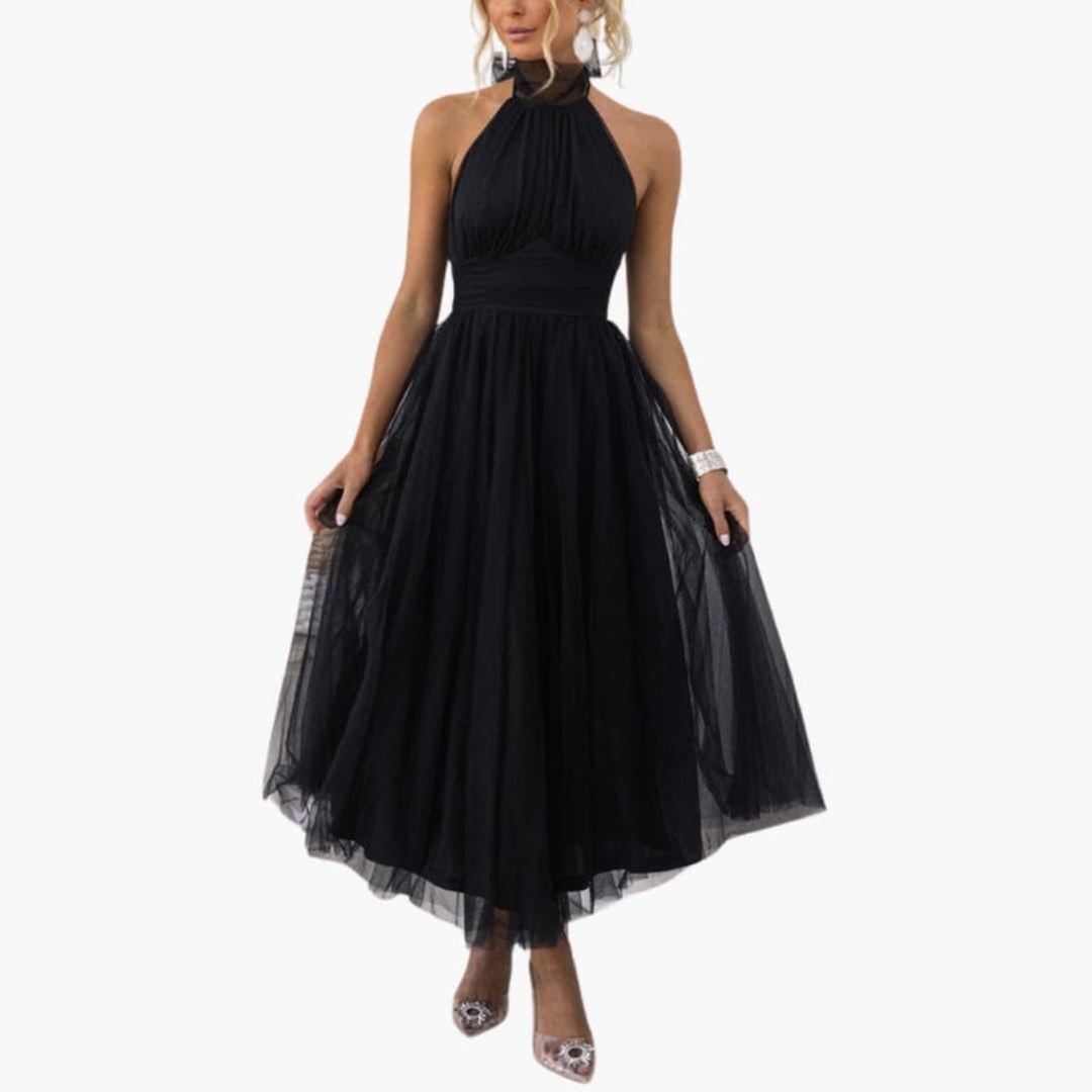 Robe pour femme avec encolure licou et jupe à couches