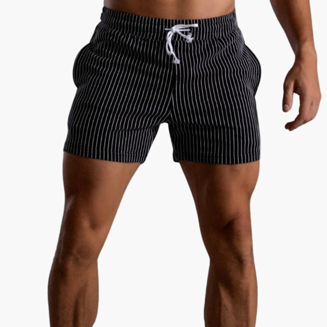 Short homme à cordon de serrage et motif rayé