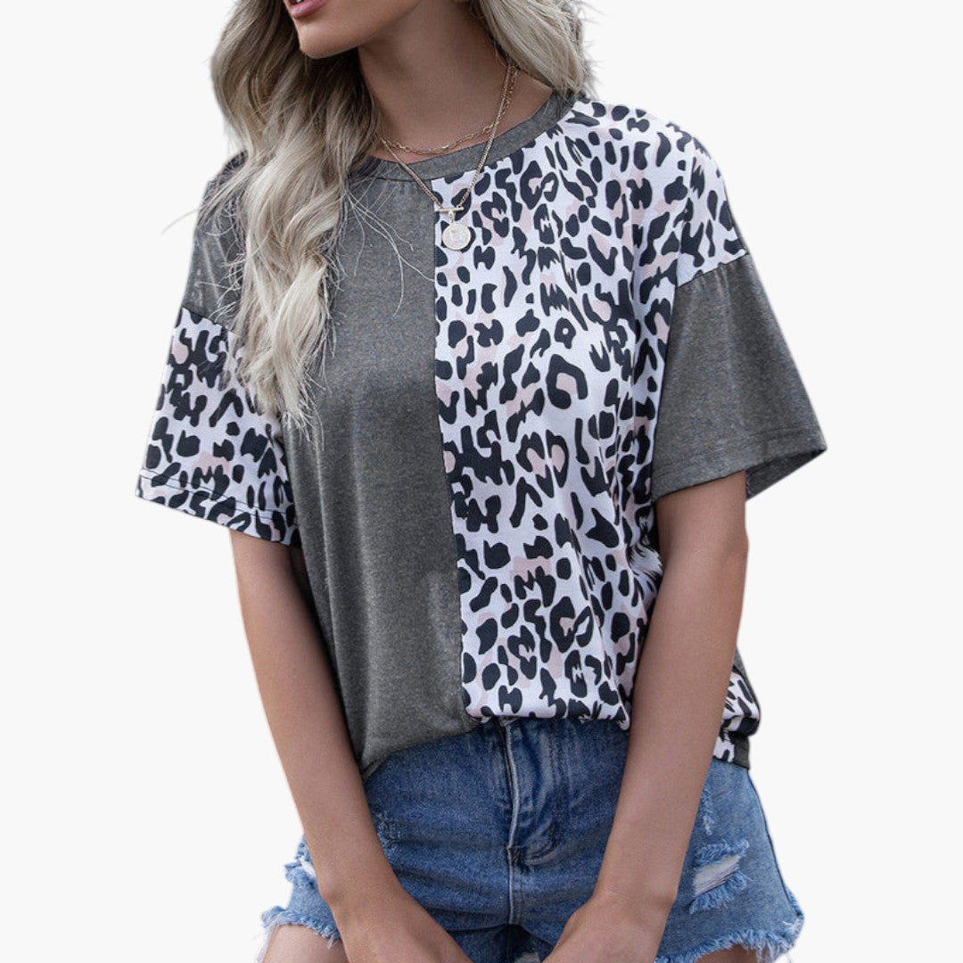 Women's shirt with printed panels and short sleeves