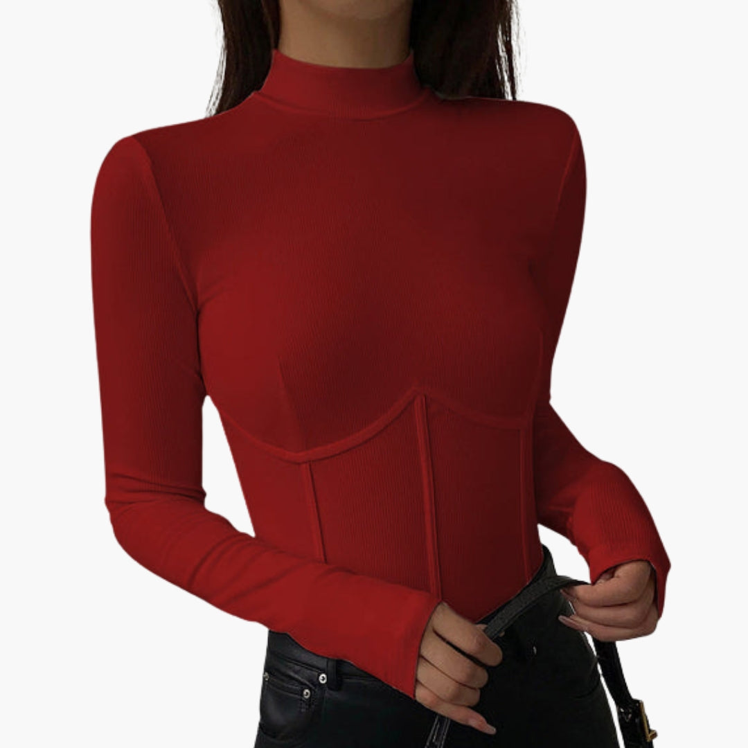 Camiseta de mujer con cuello alto y detalles ribeteados