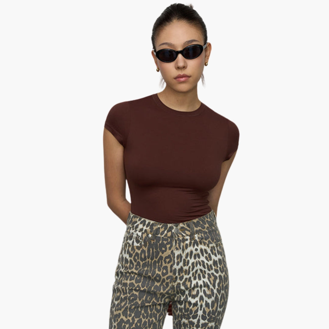 T shirt femme avec col rond et manches courtes
