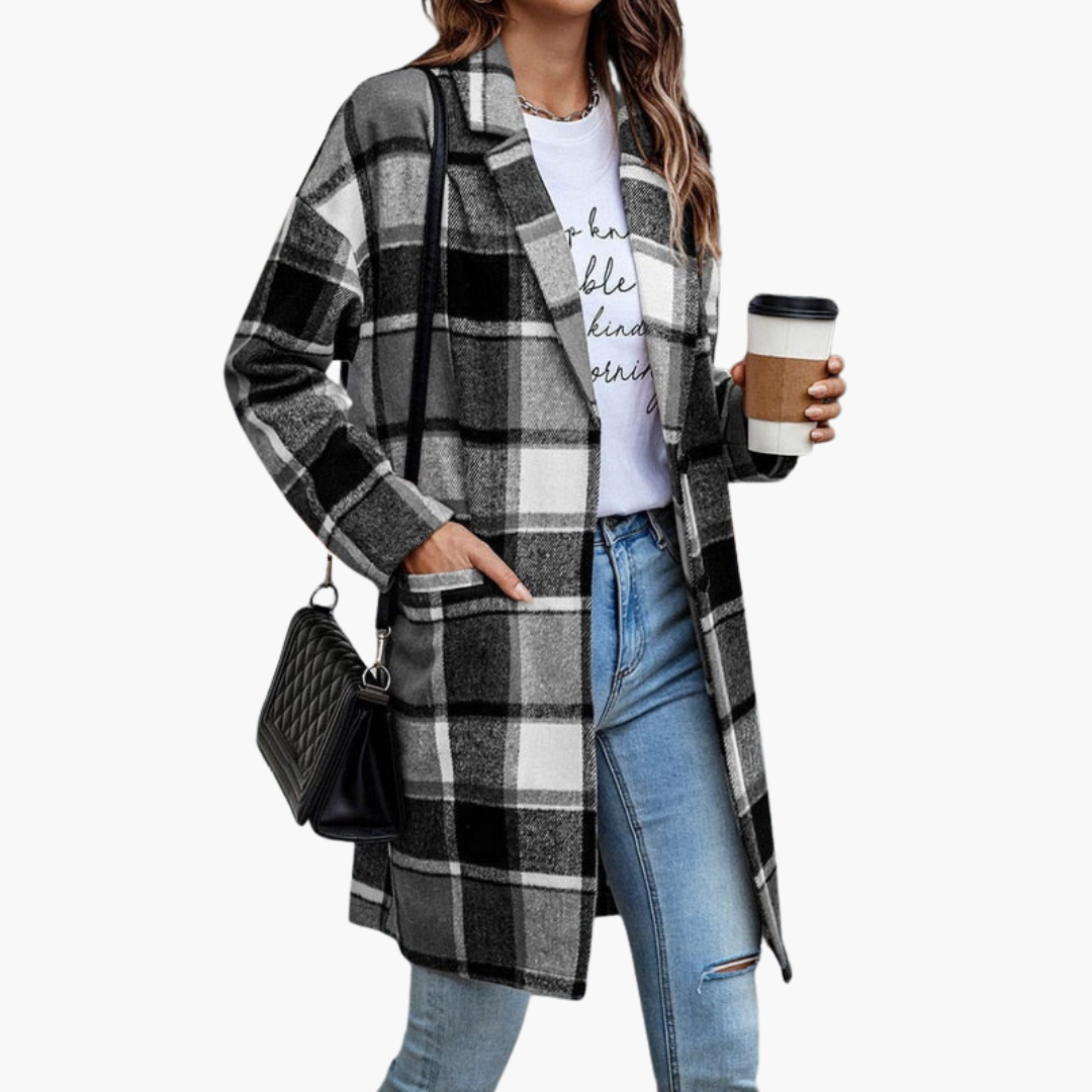 Plaid jacket for women with button closure and long sleeves