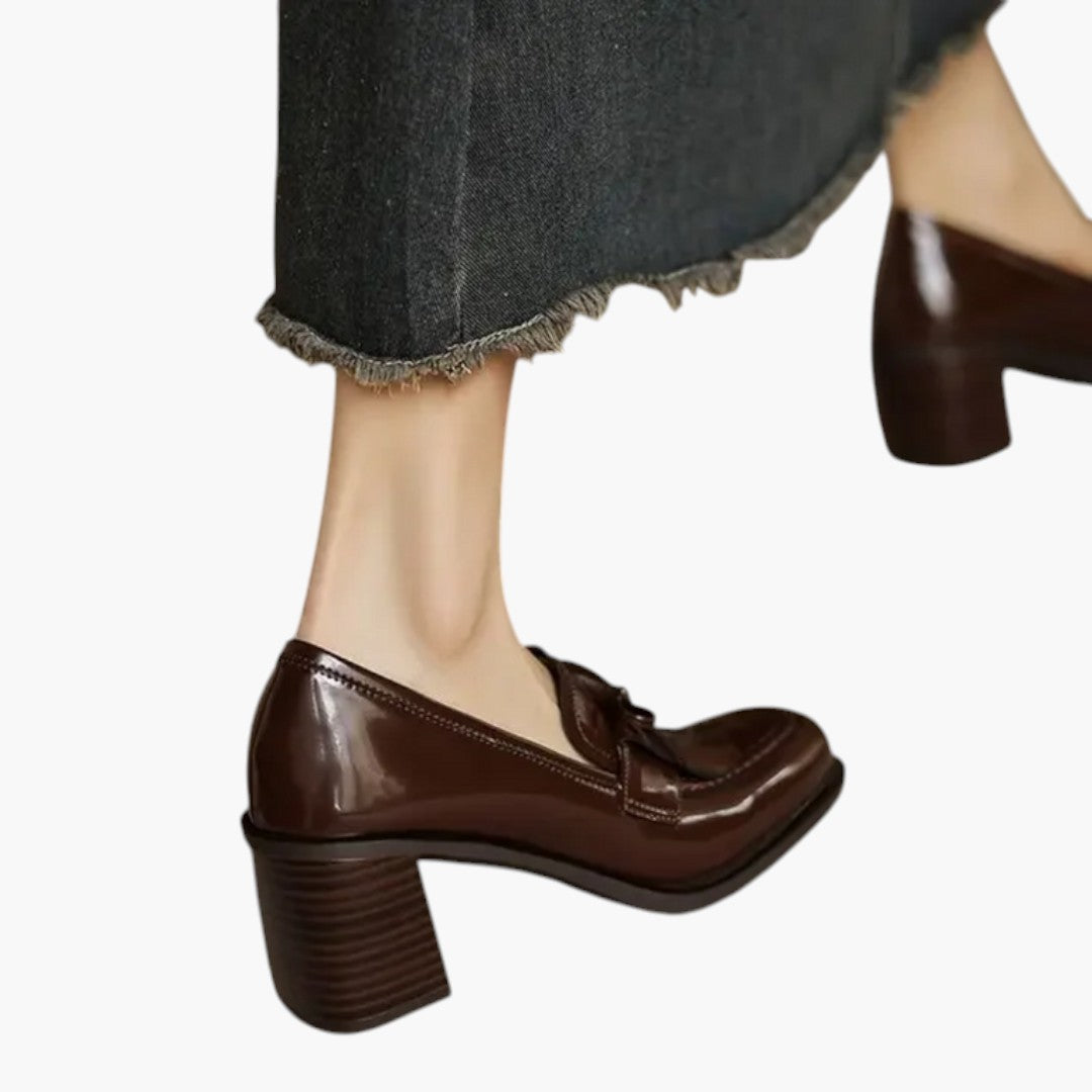 Buty damskie na słupku z gumową podeszwą