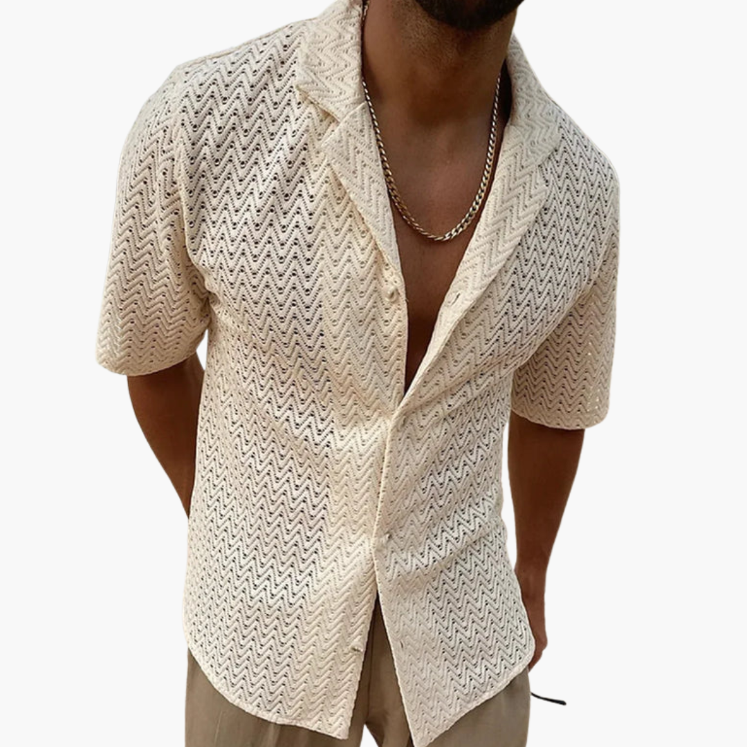 Chemise à manches courtes pour homme avec col ouvert et surface texturée