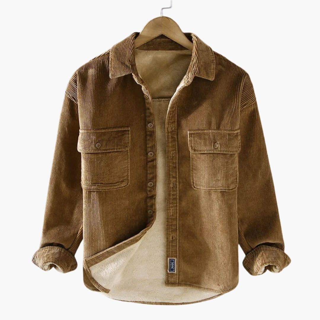 Chemise homme à boutons et poches poitrine