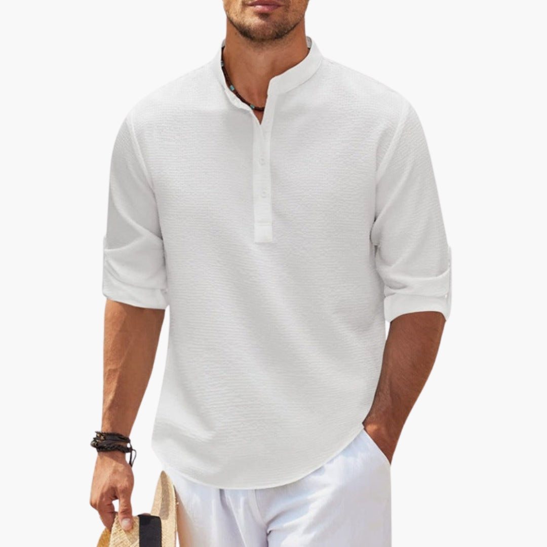 Herrenhemd mit Henley-Kragen und aufkrempelbaren Ärmeln