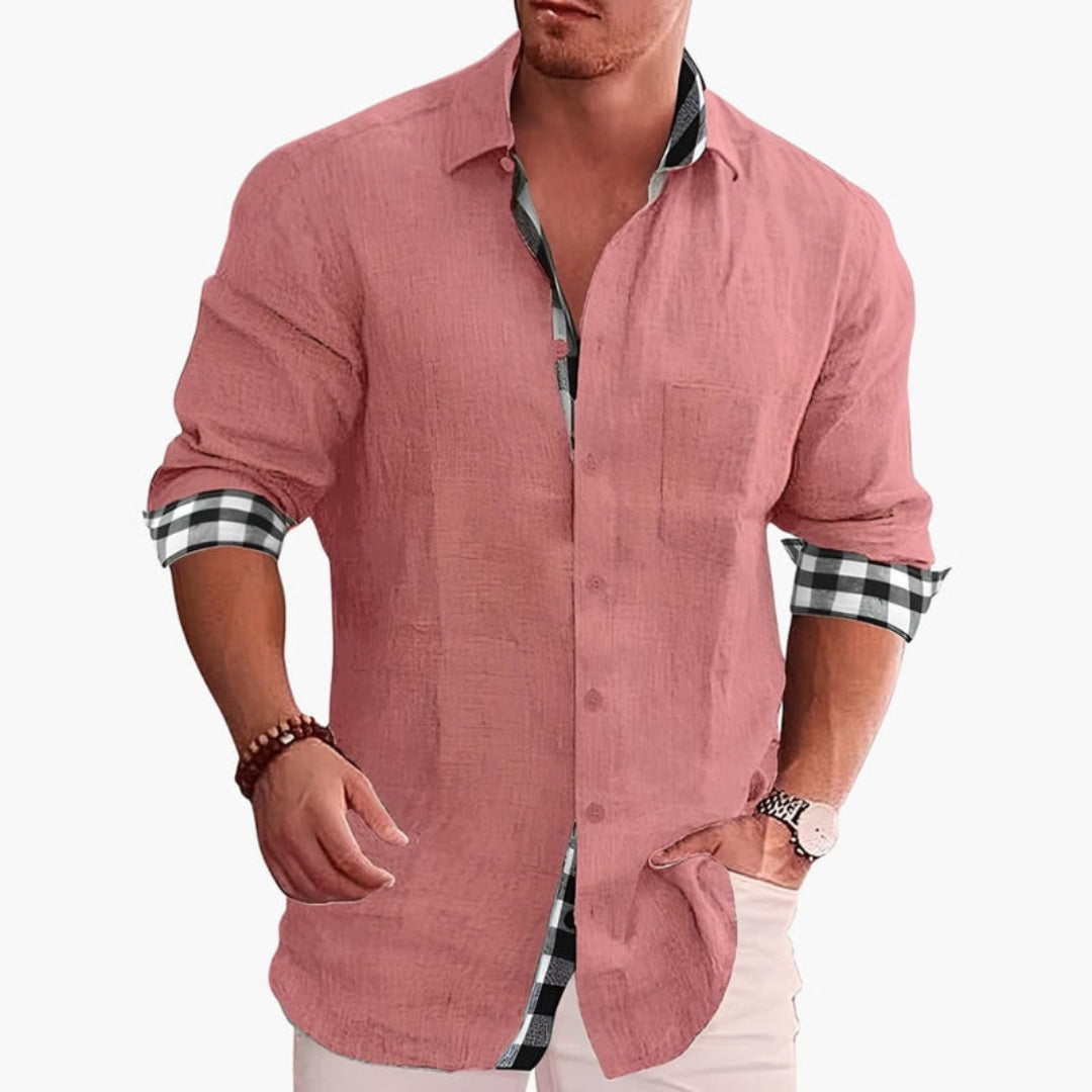 Camisa de hombre con tapeta de botones y bolsillo en el pecho