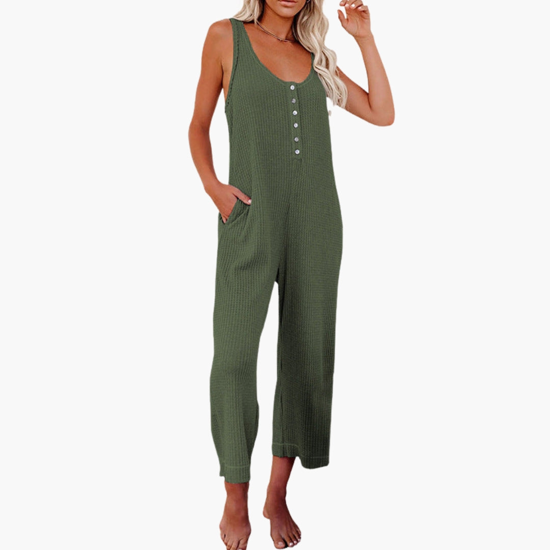 Combinaison femme avec patte de boutonnage et poches