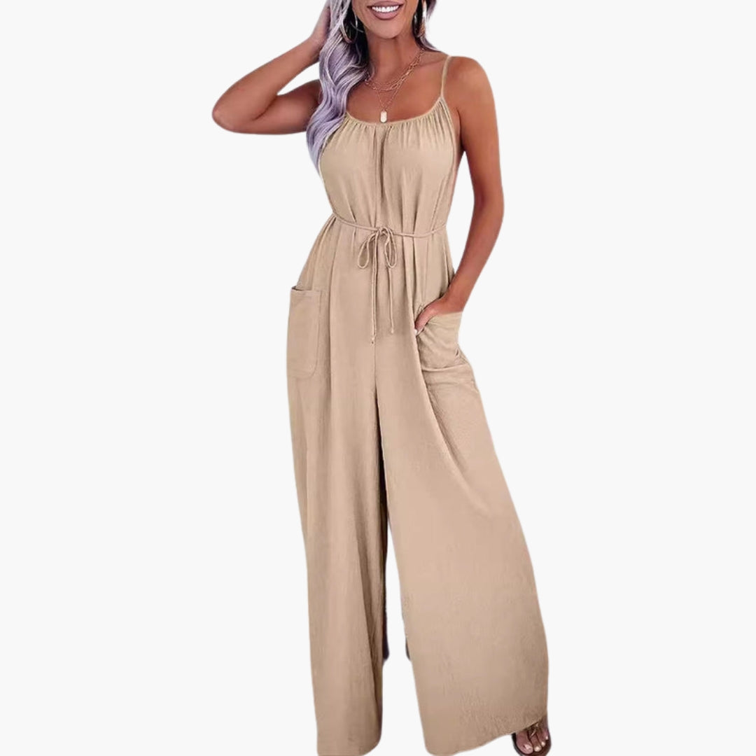 Combinaison femme avec taille à cordon de serrage et poches