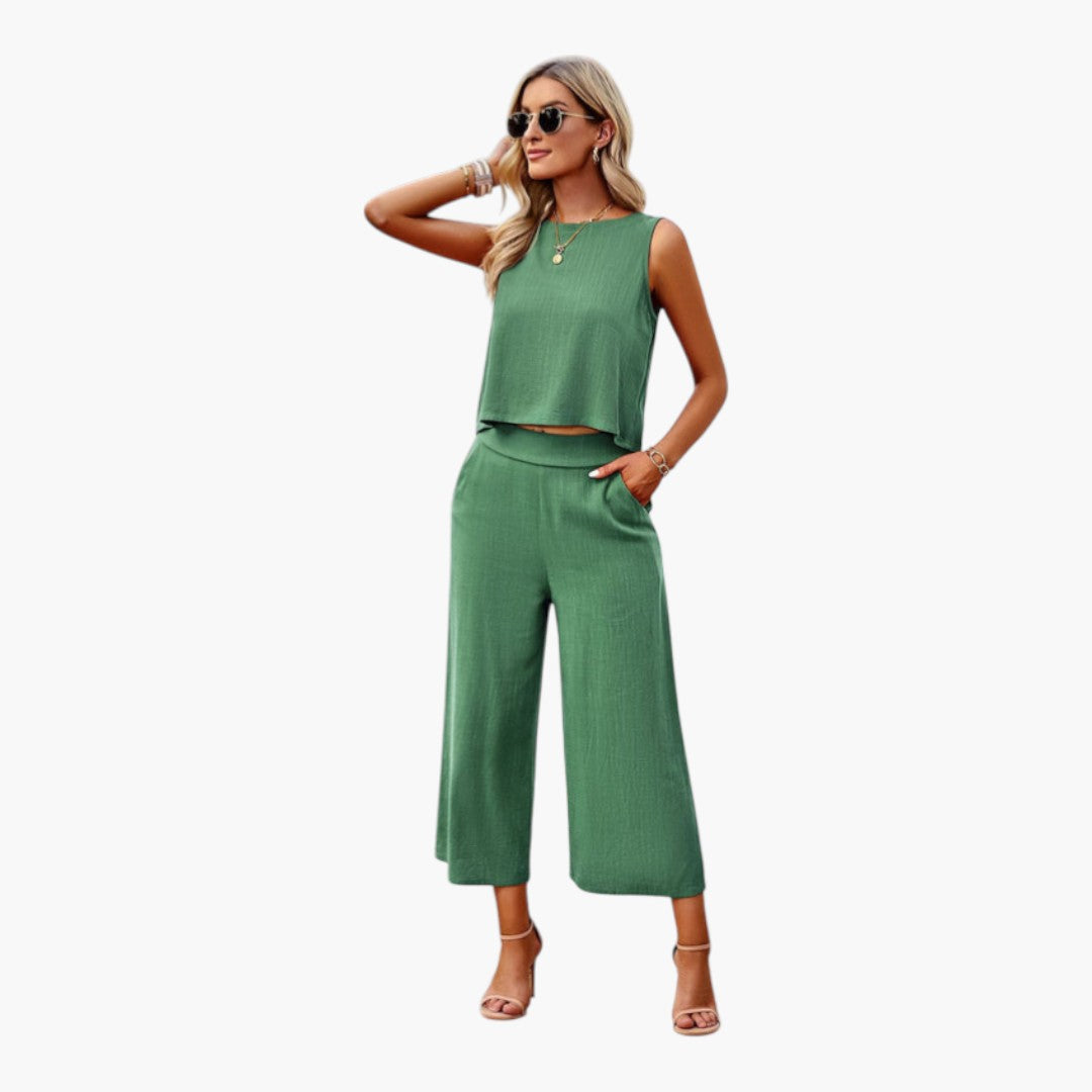 Combinaison pour femmes avec haut sans manches