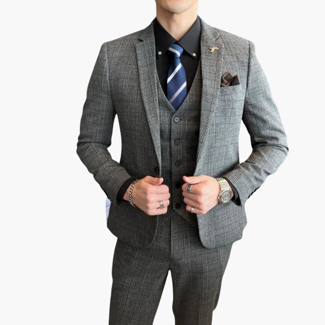 Costume homme trois pièces avec veste et gilet