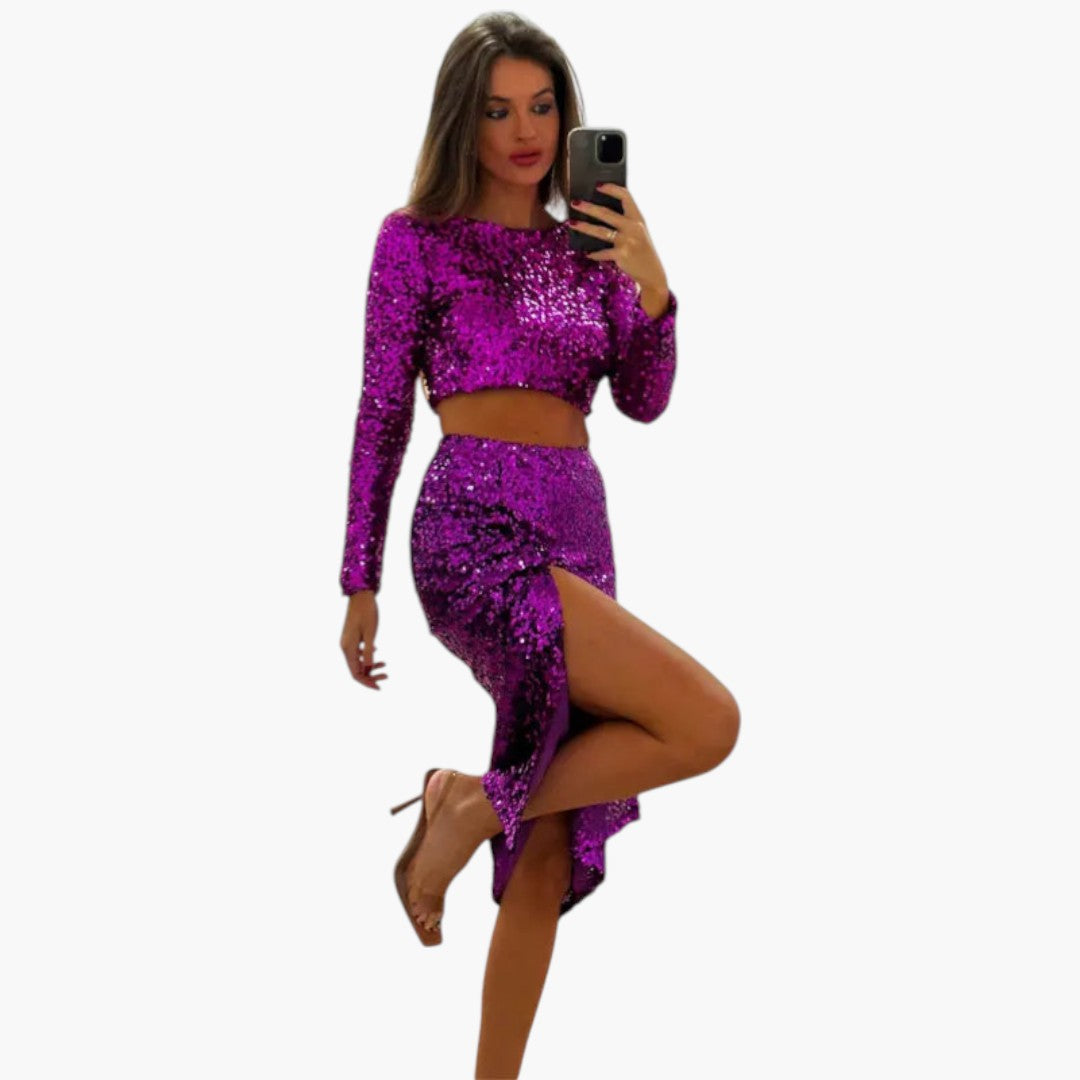 Two-Piece Women's Outfit with Sequin Surface