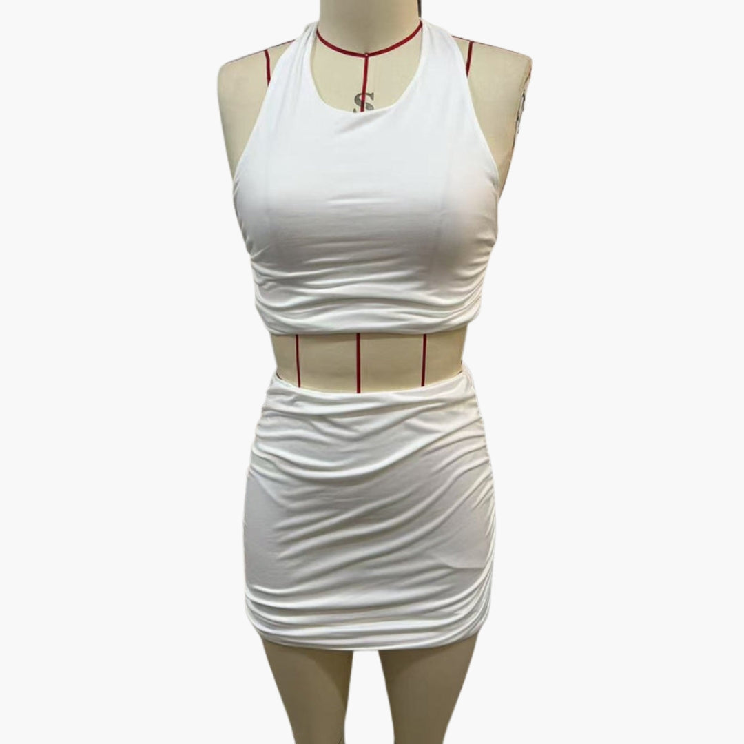 Conjunto Feminino Dois Peças com Top de Costas Nu e Mini Saia