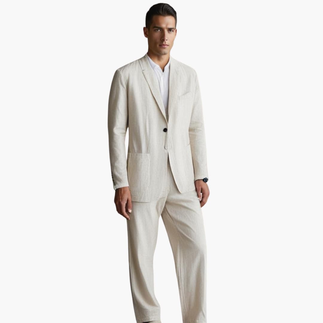 Ensemble costume homme avec blazer et pantalon droit