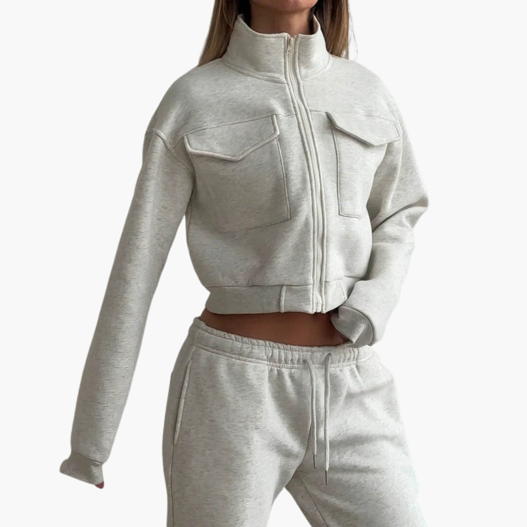 Ensemble détente femme avec haut zippé et pantalon large