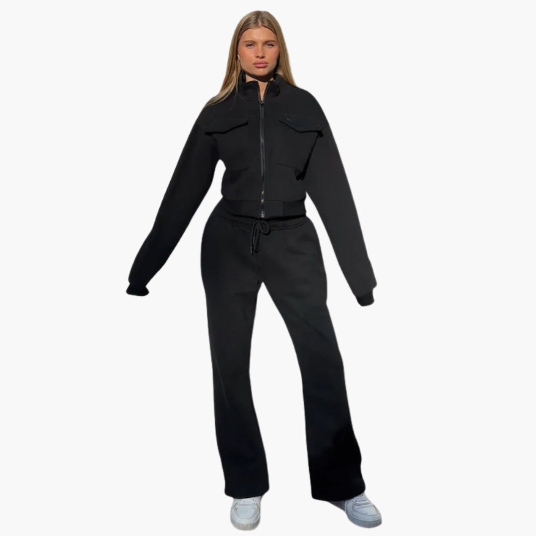 Ensemble détente femme avec haut zippé et pantalon large