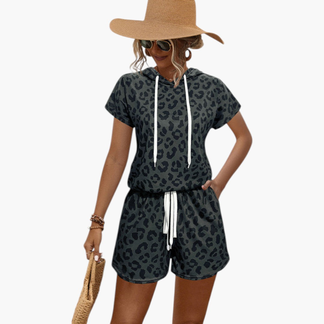 Damenensemble mit Tiermuster und Kapuzenpullover