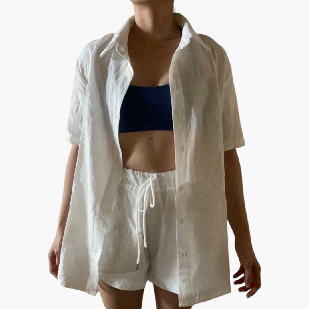 Ensemble femmes avec chemise légère et short