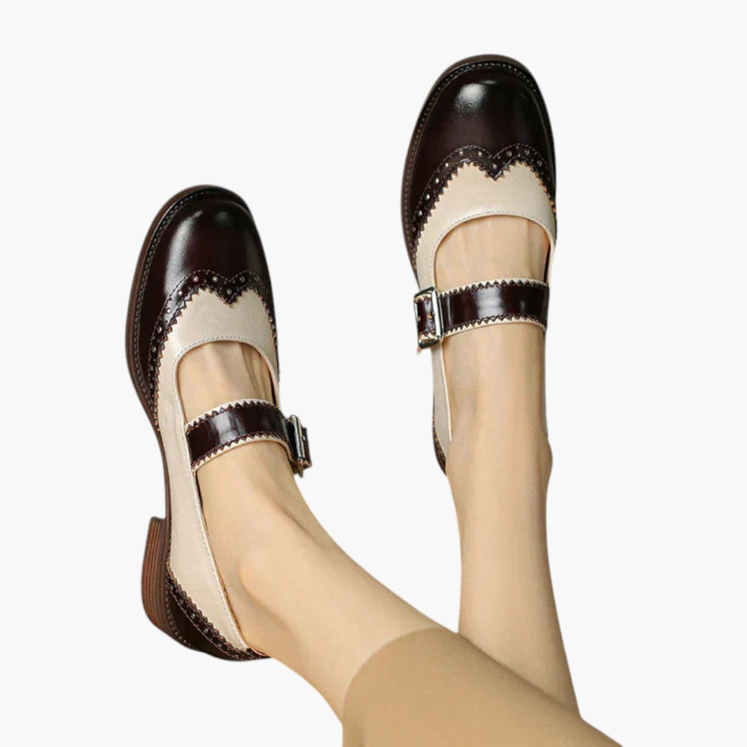 Damesko Mary Jane med T-rem og brogue-detaljer