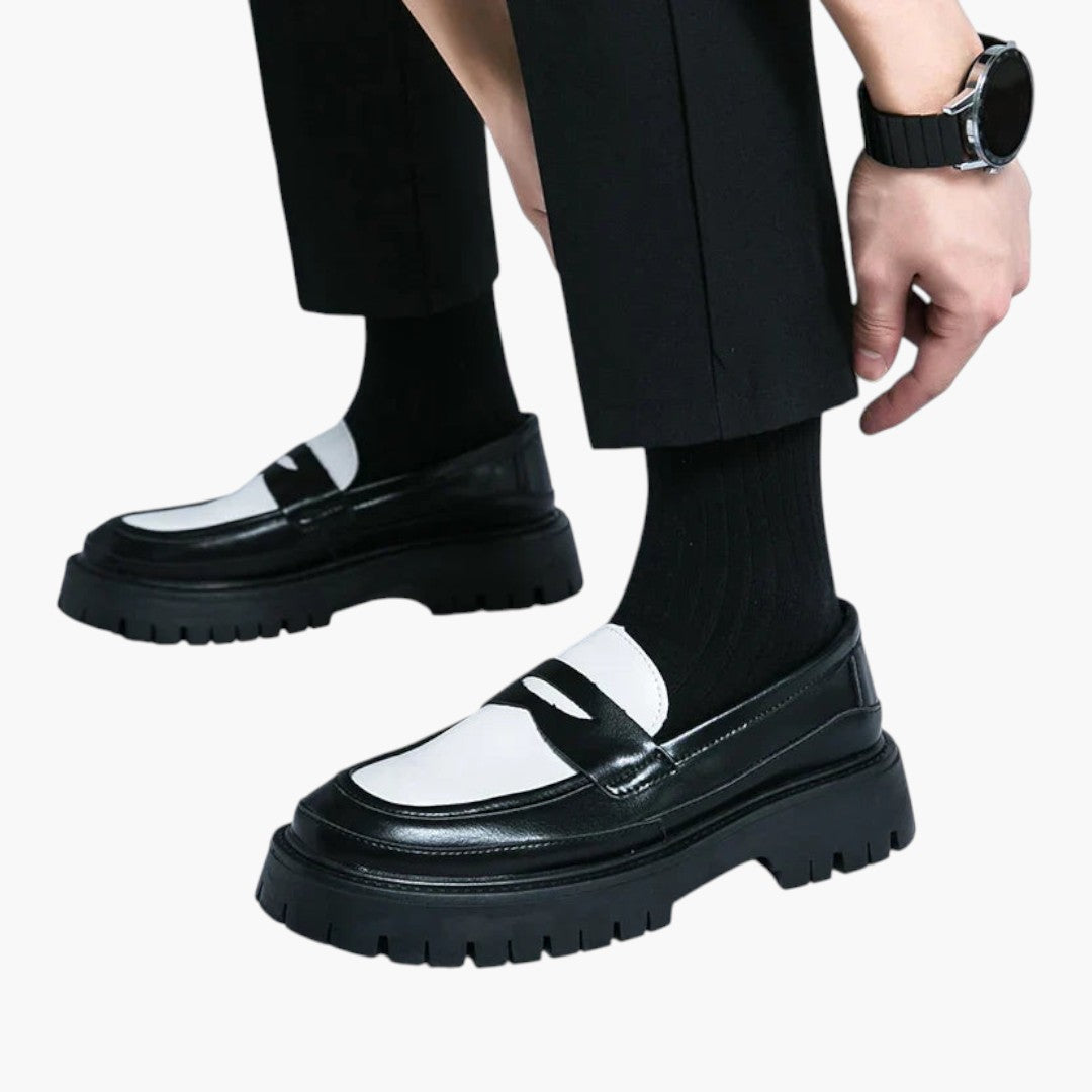 Mocassini da Uomo in Pelle con Suola Platform e Superficie Liscia