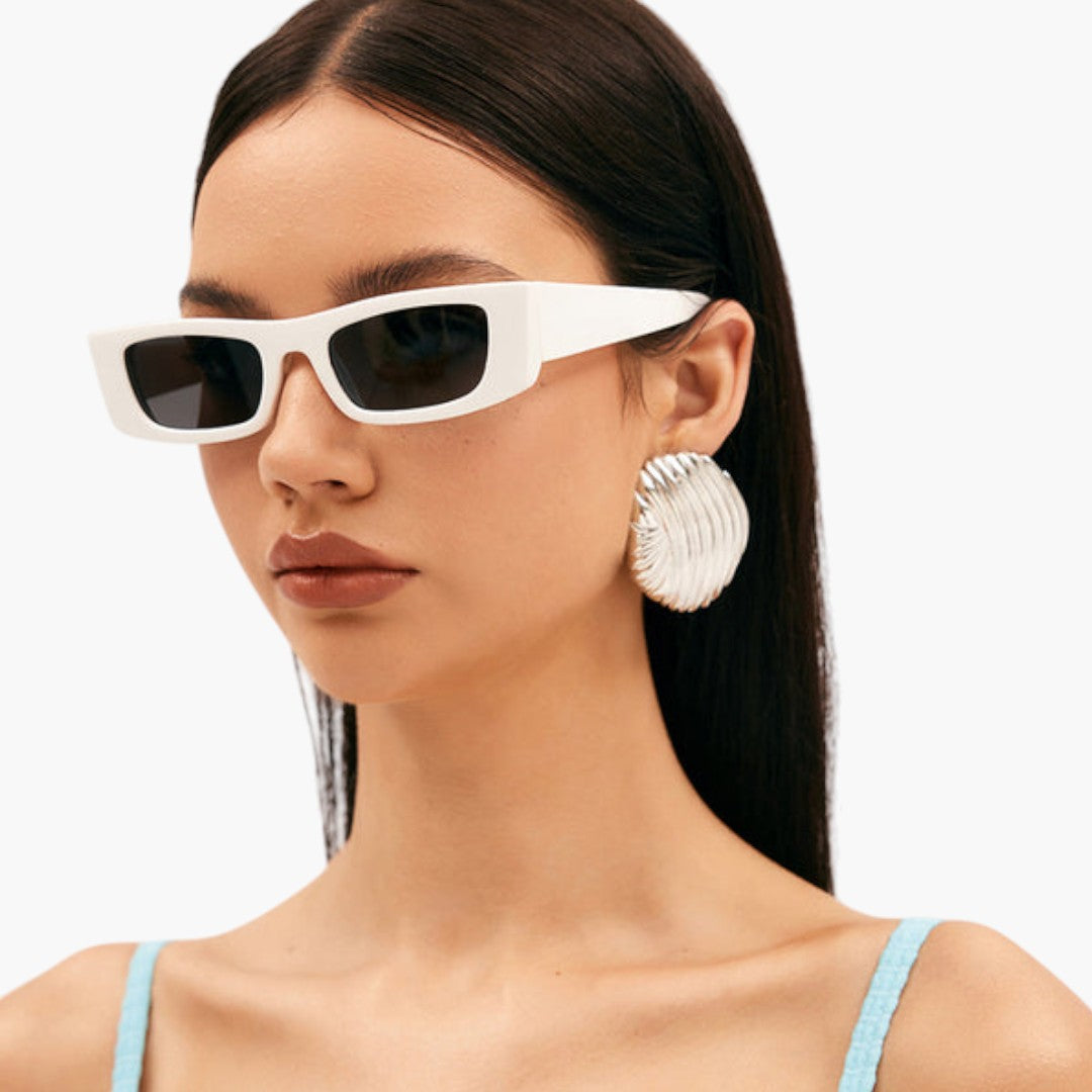Women's Sunglasses with Square Frame and Wide Temples