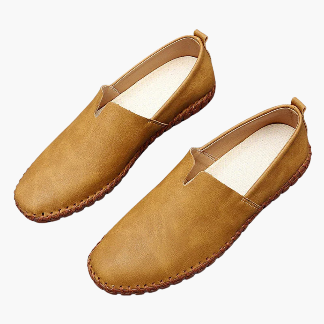 Herresko slip-on mokkasiner med syet sål