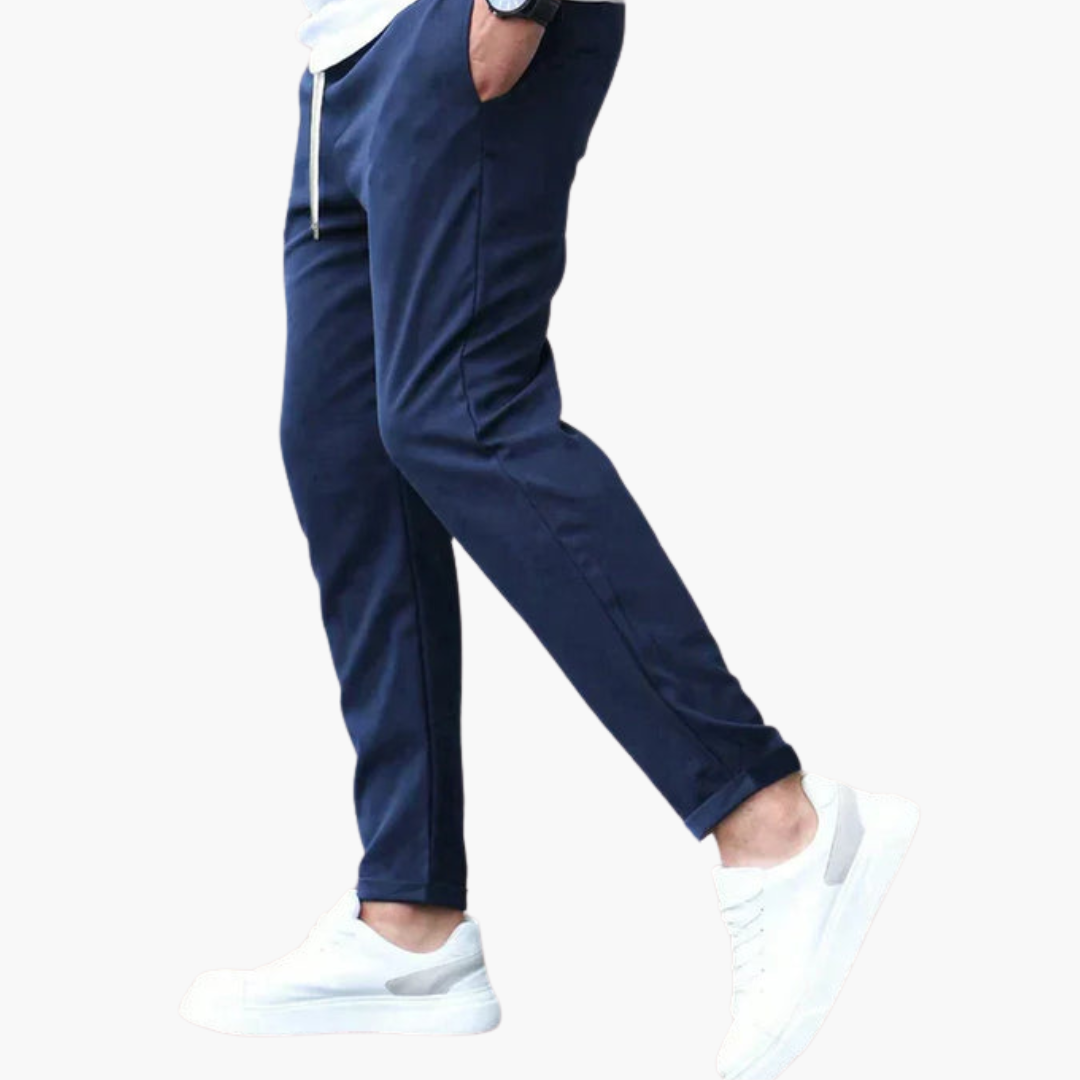 Pantalon homme coupe ajustée avec poches latérales et arrière